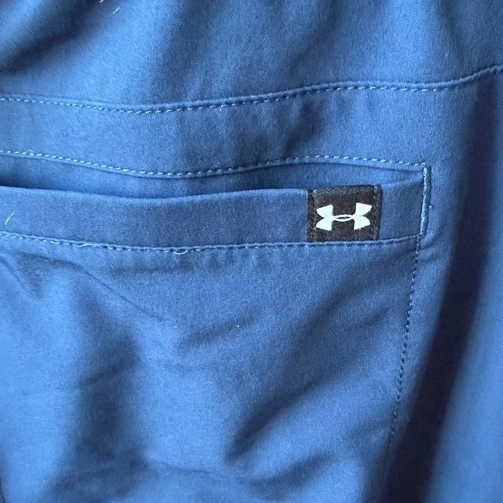 (202) Under Armour Navy Stretch Performance Chinos